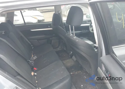 2013 Subaru Outback 2.5I Premium z USA, uszkodzony, nr VIN 4S4BRCGC4D3281879